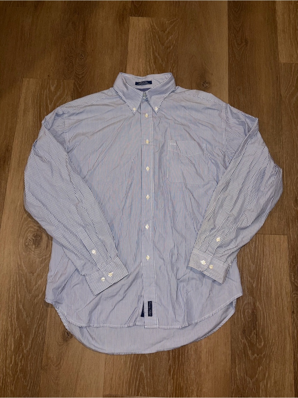 Tommy Hilfiger Men’s XL 16/16 Blue White Stripe Button Down Shirt Long Sleeve